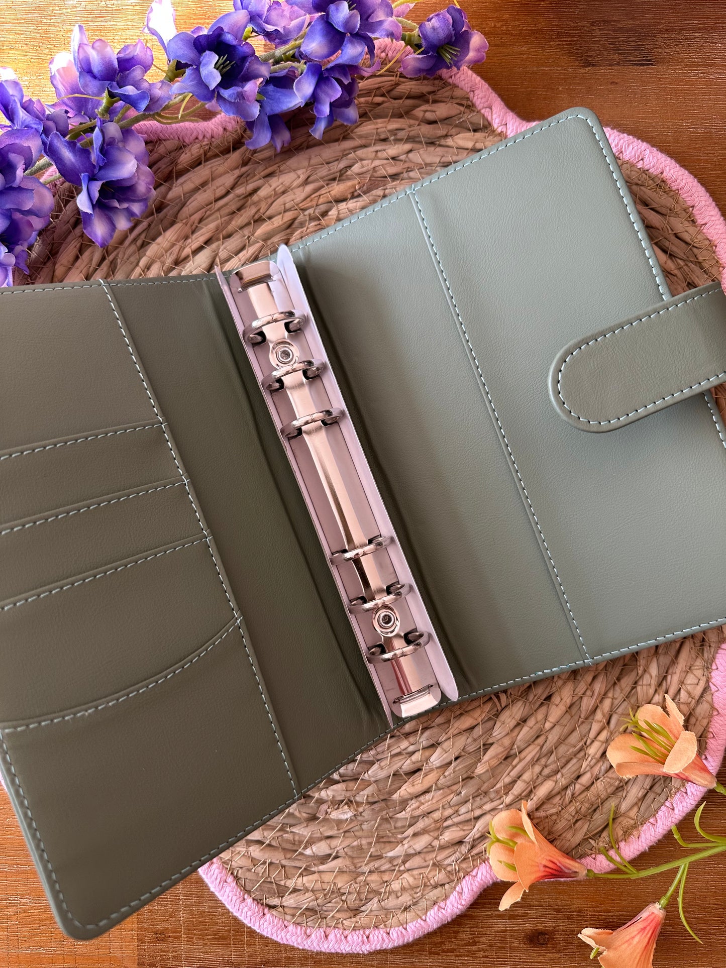 Basic binder - Olijf groen