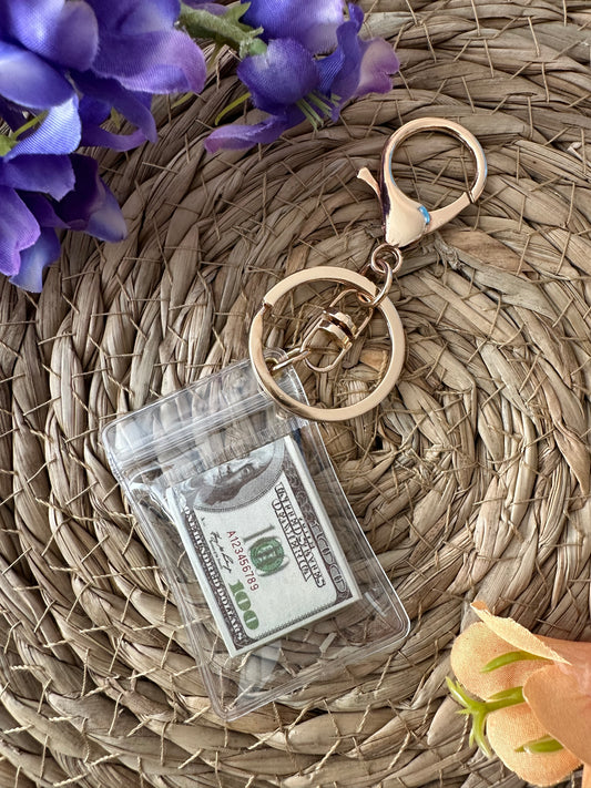 Hanger Dollar